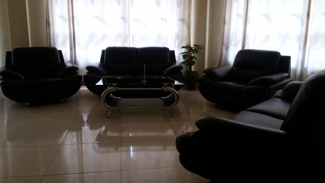 Hotel Good News Lira 外观 照片