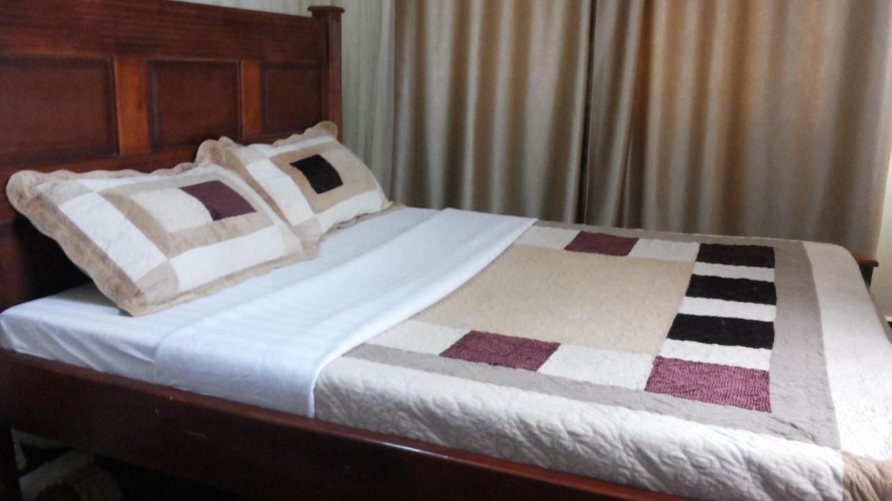 Hotel Good News Lira 外观 照片